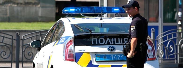 Нацполіція готова до введення електронного поліса ОСЦПВ в Україні. Як патруль буде перевіряти валідність е-полісів?